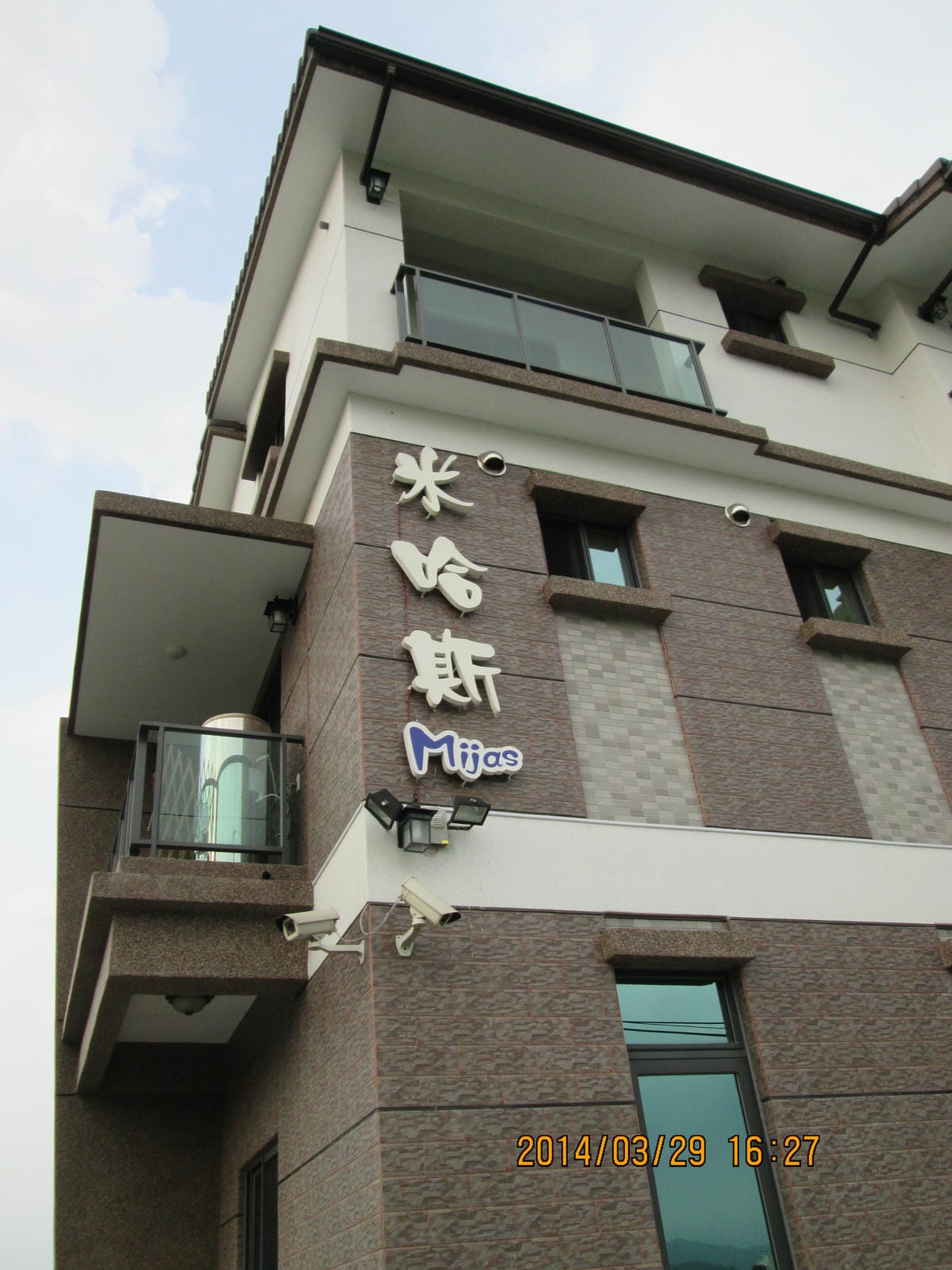 F0000478