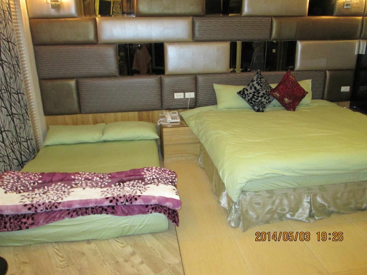 IMG_1472 IMG_1472