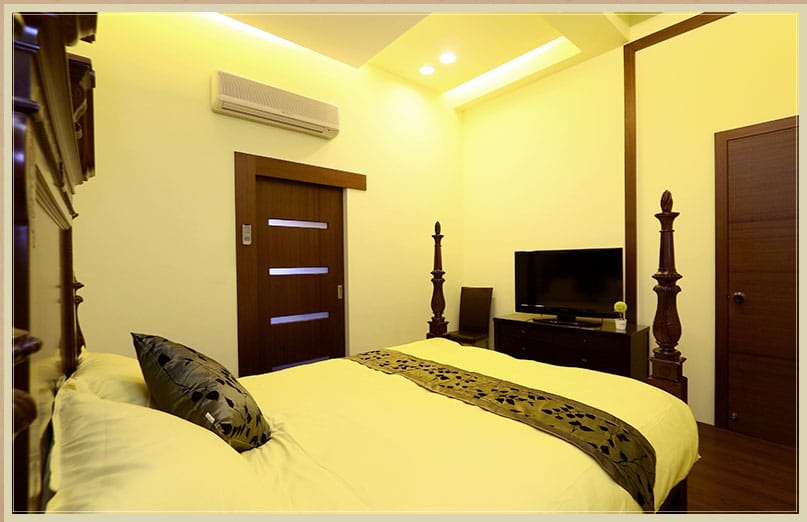 room12 room12