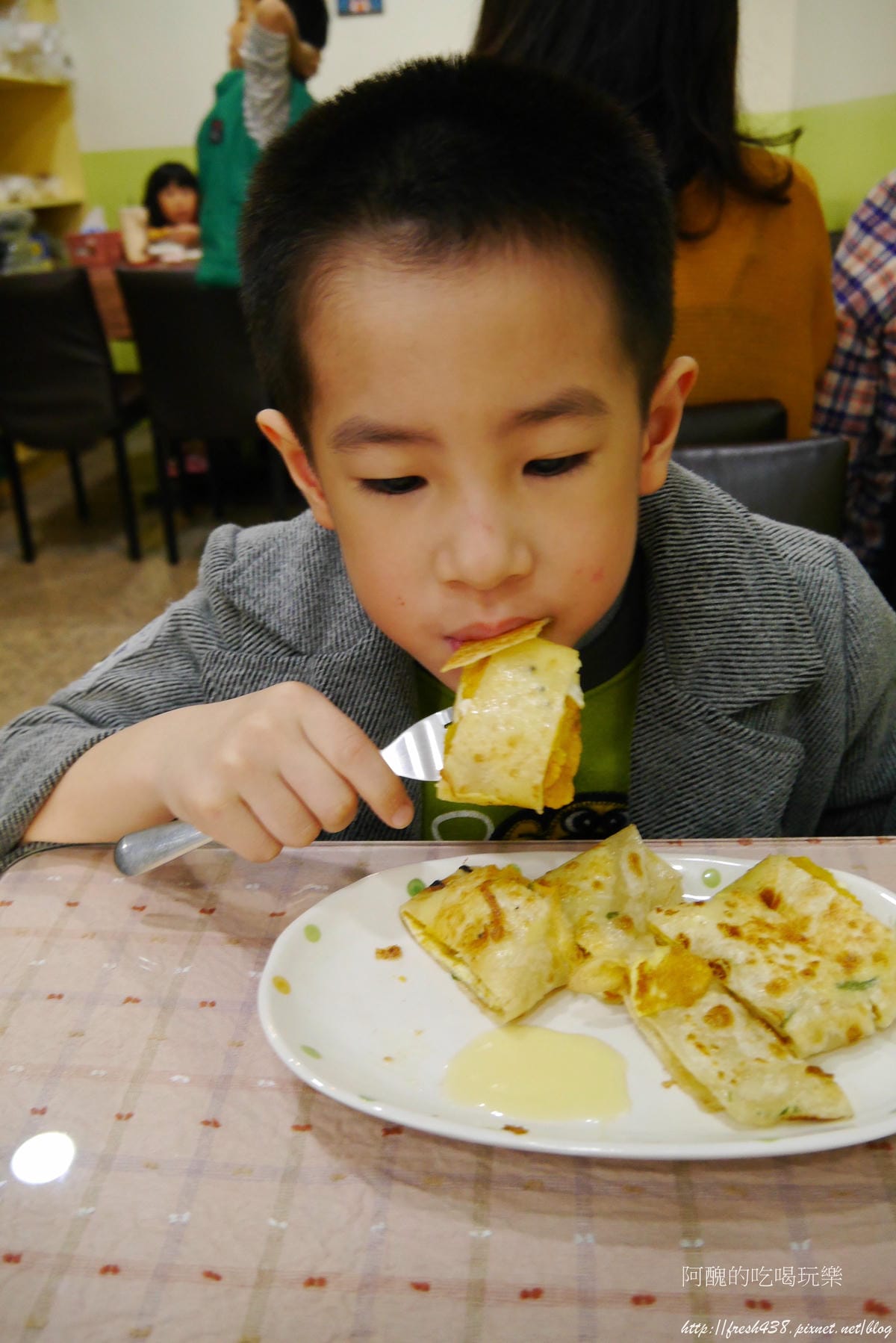 P1580371