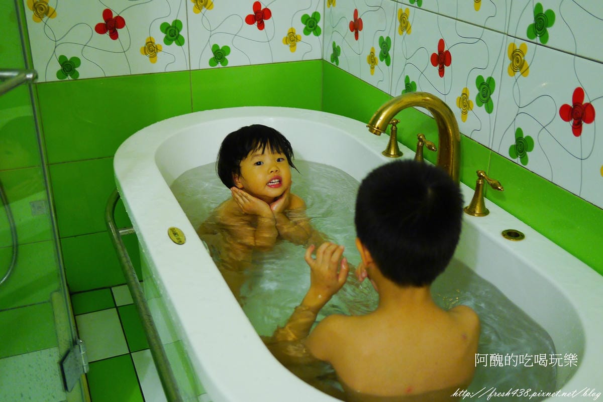 P1900041 P1900041