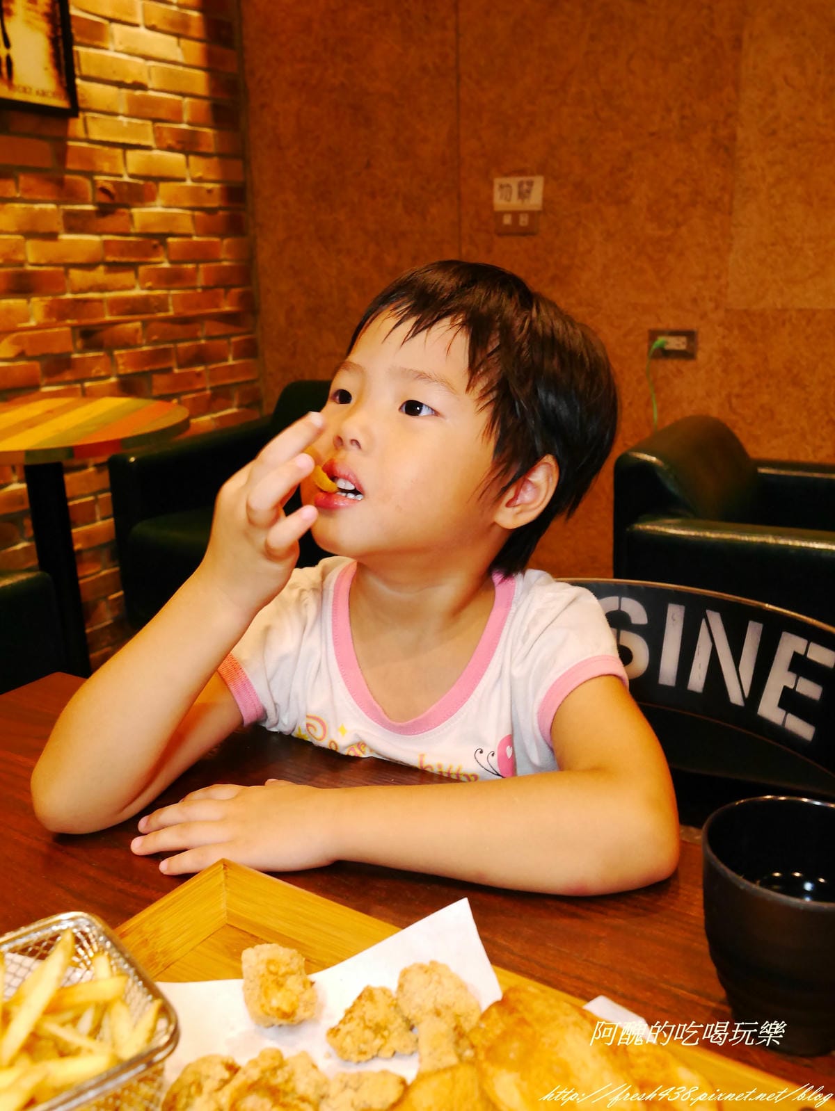 P2100025 P2100025