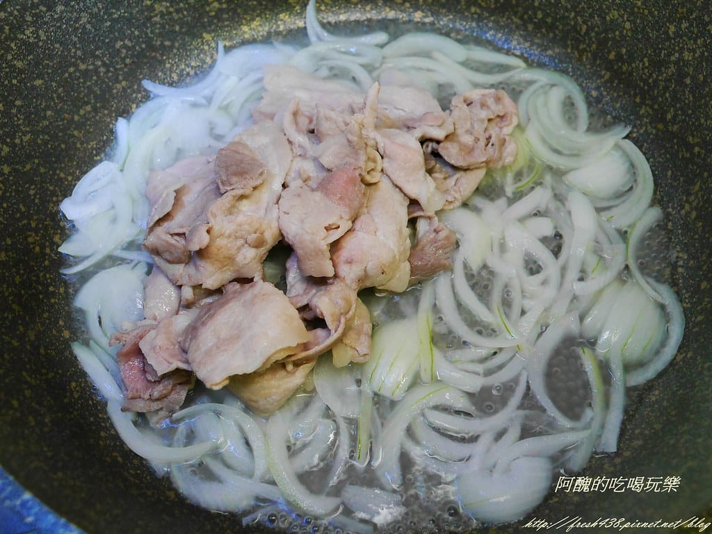 蜜汁燒肉片,十分鐘快速上菜,新手也能煮出超級美味的料理。 - 第8張圖 P2110513