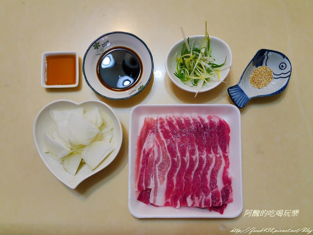 蜜汁燒肉片,十分鐘快速上菜,新手也能煮出超級美味的料理。 - 第2張圖 P2110493