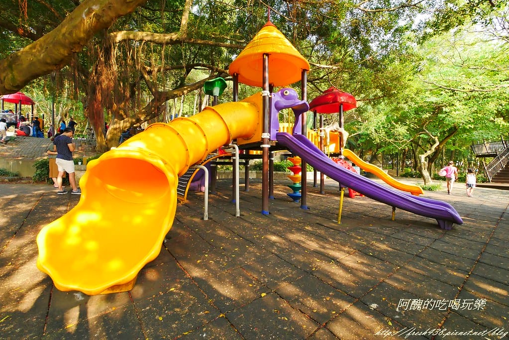 【桃園一日遊景點】虎頭山公園:奧爾森林學堂,提供免費停車、烤肉及野餐,多樣化遊樂設施與步道,免費溜小孩的超讚地方! - 第41張圖 P1270248