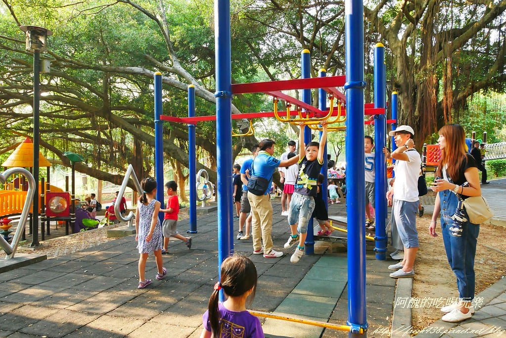 【桃園一日遊景點】虎頭山公園:奧爾森林學堂,提供免費停車、烤肉及野餐,多樣化遊樂設施與步道,免費溜小孩的超讚地方! - 第43張圖 P1270275