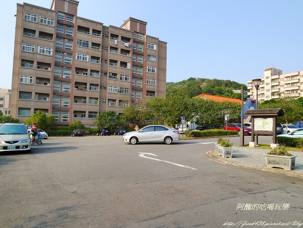 【桃園一日遊景點】虎頭山公園:奧爾森林學堂,提供免費停車、烤肉及野餐,多樣化遊樂設施與步道,免費溜小孩的超讚地方! - 第4張圖 P2110860