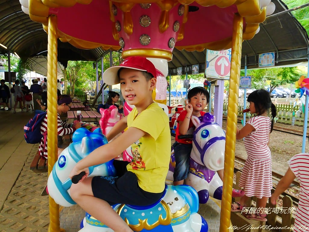 【桃園一日遊景點】向陽農場,免費入園且免費停車,烤肉控窯兼賞花,餵食動物超有趣,親子活動超多元! - 第44張圖 P2110970