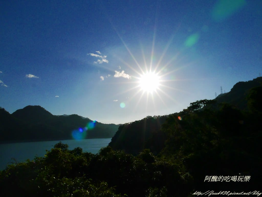 【桃園美食】大溪湖畔,擁有絕美景緻的環湖餐廳,欣賞美景、喝下午茶的超讚地點。 - 第49張圖 P2120458