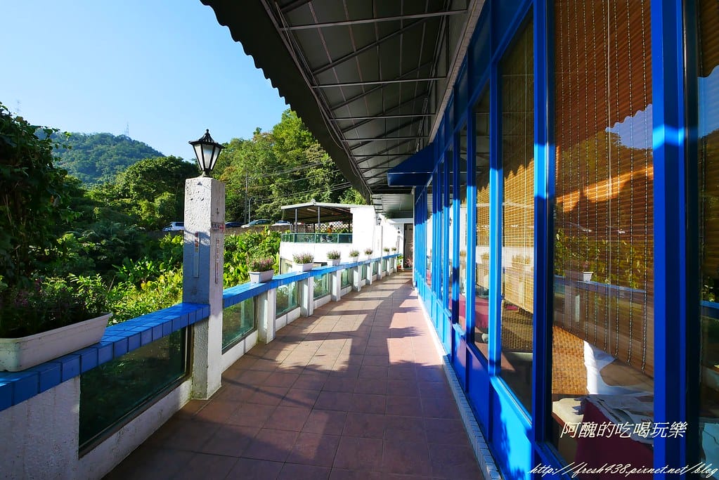 【桃園美食】大溪湖畔,擁有絕美景緻的環湖餐廳,欣賞美景、喝下午茶的超讚地點。 - 第16張圖 P1270336