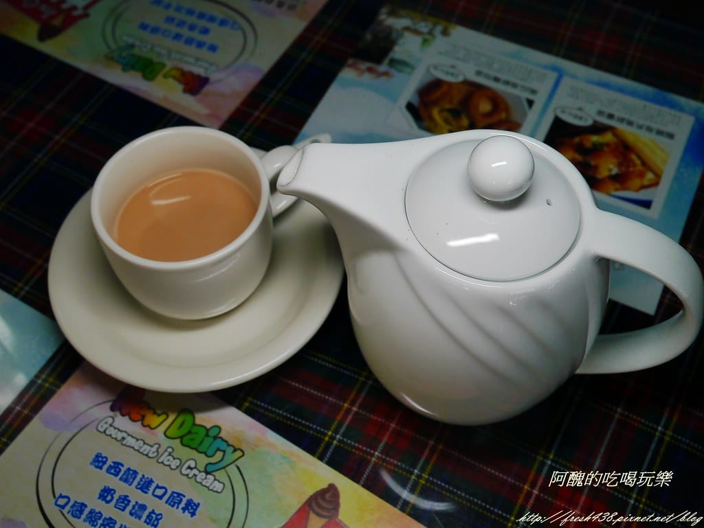 【桃園美食】大溪湖畔,擁有絕美景緻的環湖餐廳,欣賞美景、喝下午茶的超讚地點。 - 第46張圖 P2120439