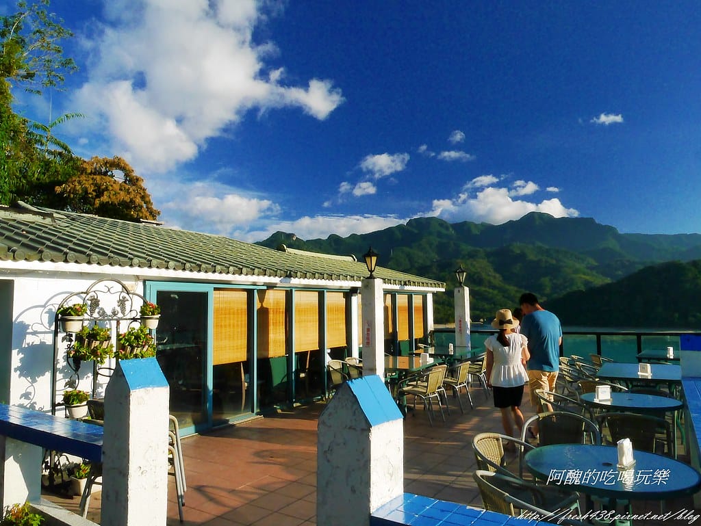 【桃園美食】大溪湖畔,擁有絕美景緻的環湖餐廳,欣賞美景、喝下午茶的超讚地點。 - 第19張圖 P2120459