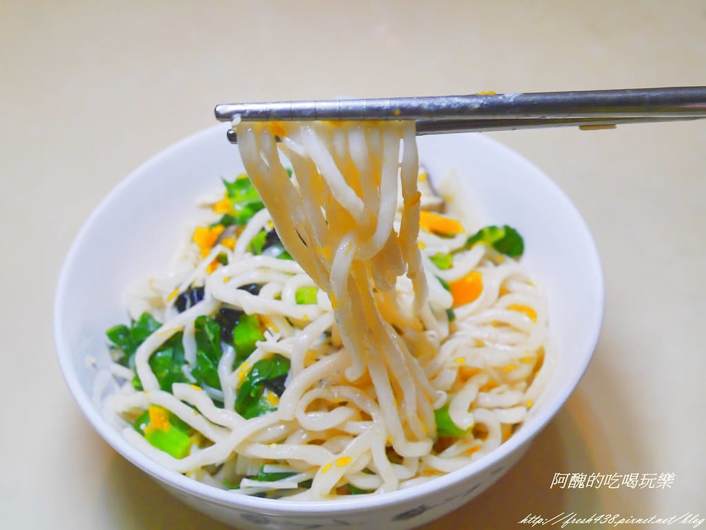 【素食料理】十分鐘時蔬炒麵,加了秘密武器,更加香醇美味喔! - 第19張圖 P2120262