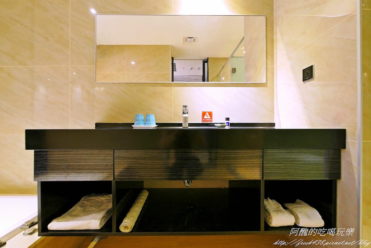P1340854