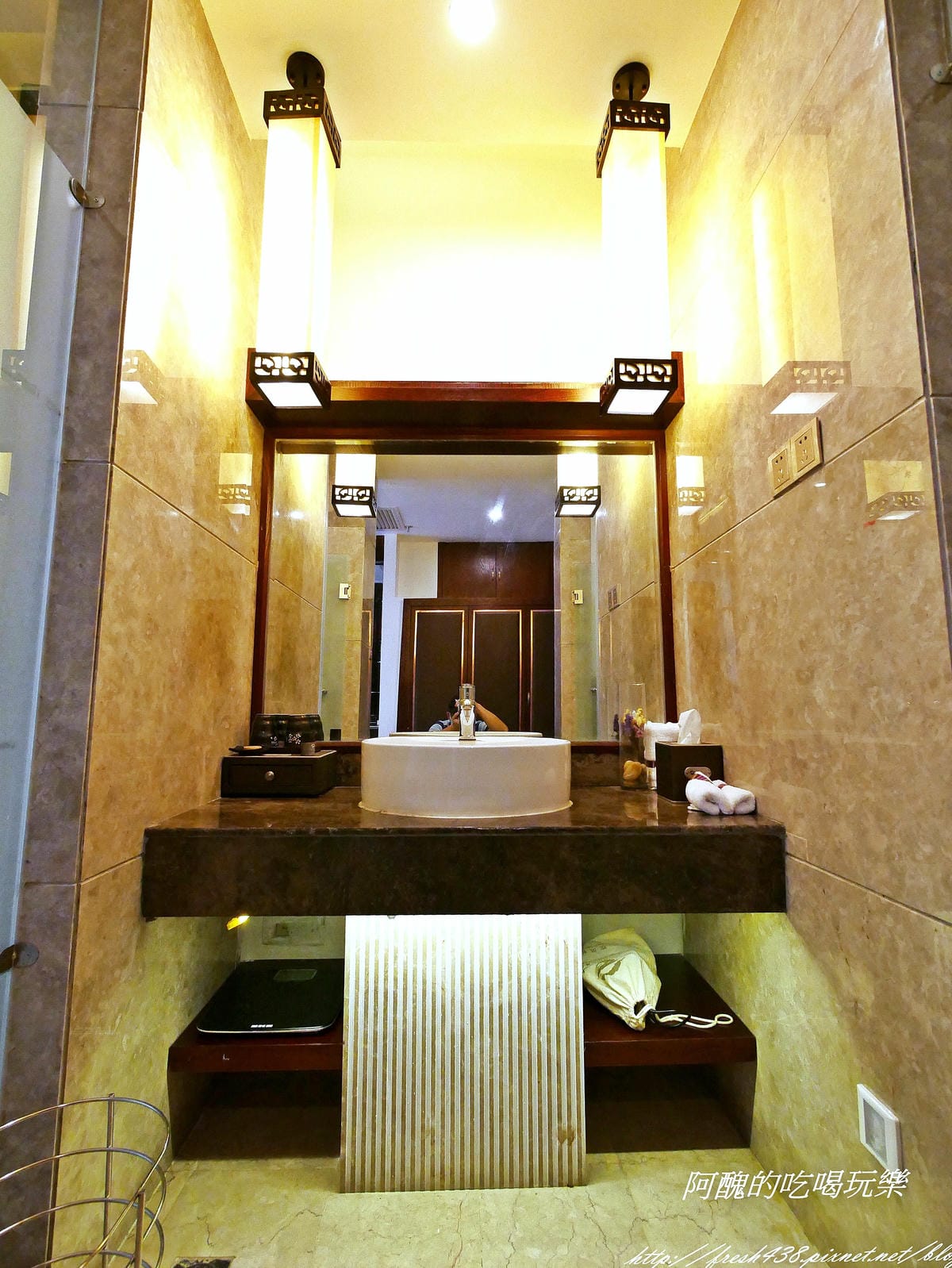P1410884