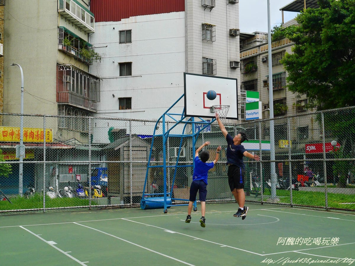 P2370749 P2370749