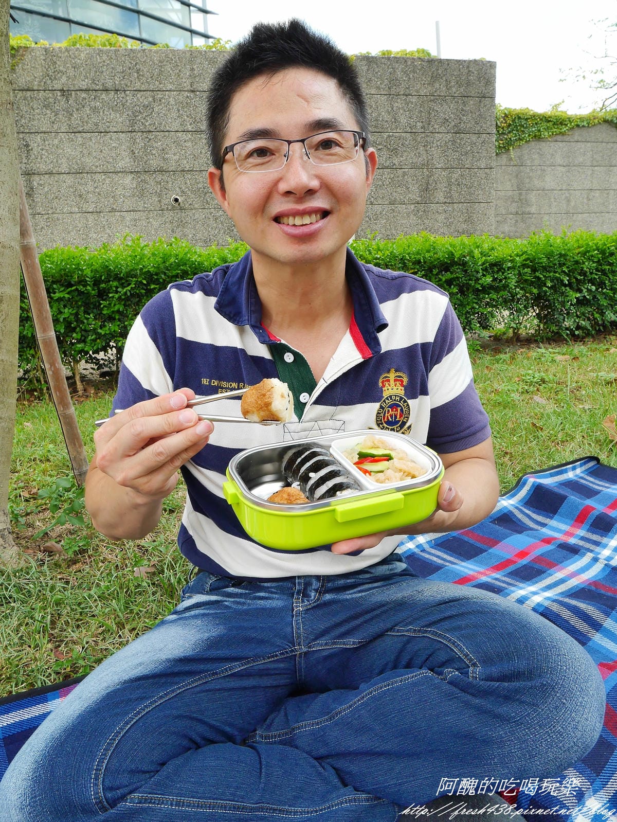 P2370880 P2370880