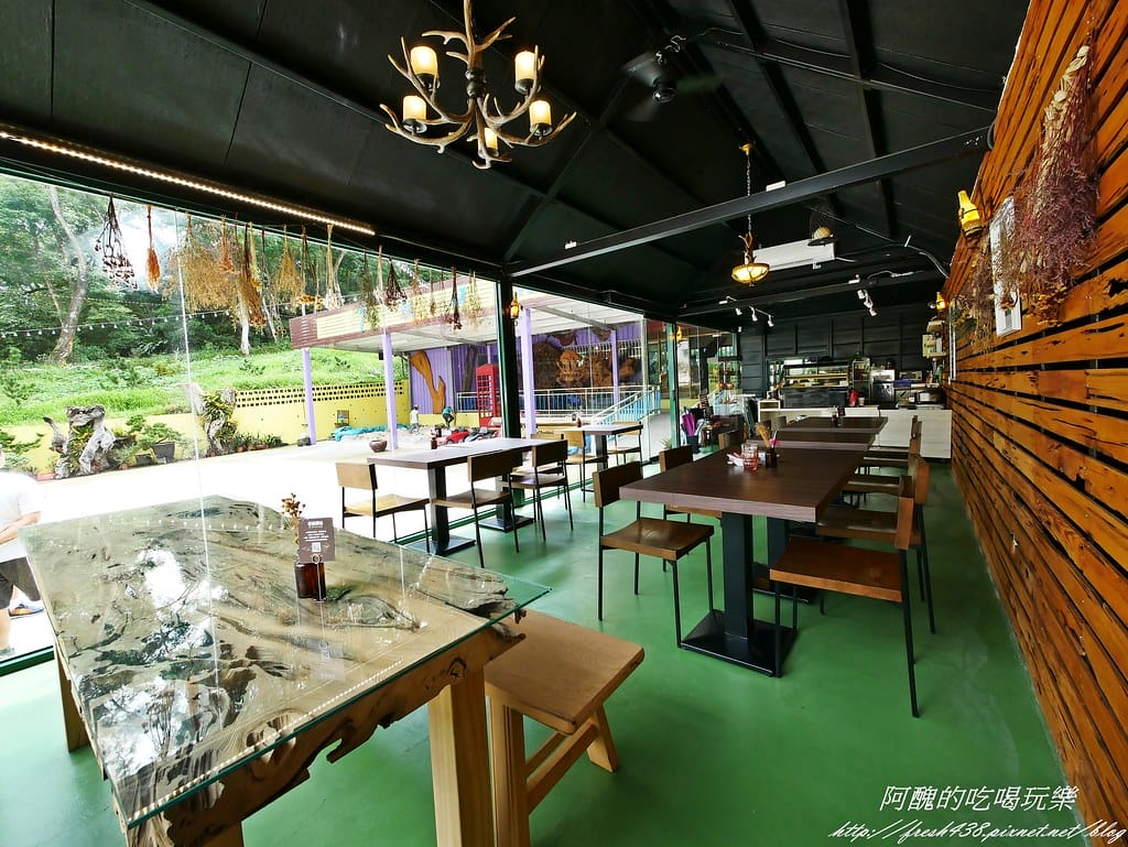 【桃園親子餐廳】7號驛站,位於大溪慈湖旁的景觀餐廳,手作餐點超美味,還有沙坑與賽車讓孩子樂不思蜀。 - 第36張圖 P1430840