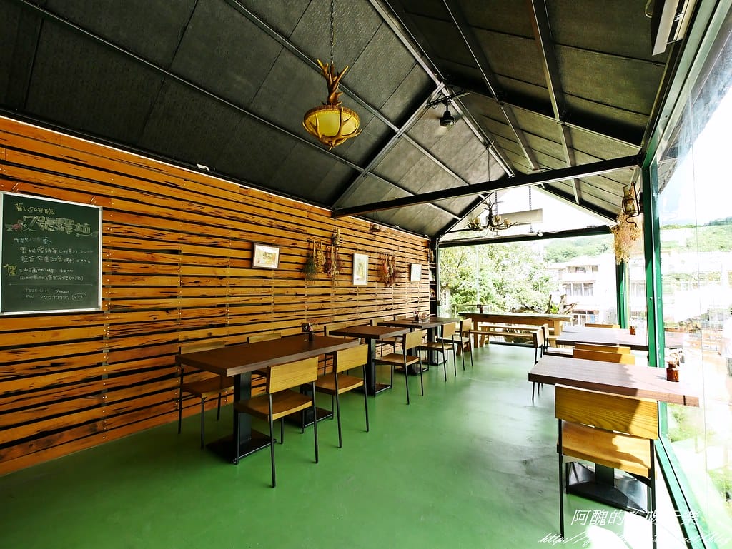 【桃園親子餐廳】7號驛站,位於大溪慈湖旁的景觀餐廳,手作餐點超美味,還有沙坑與賽車讓孩子樂不思蜀。 - 第35張圖 P1430835