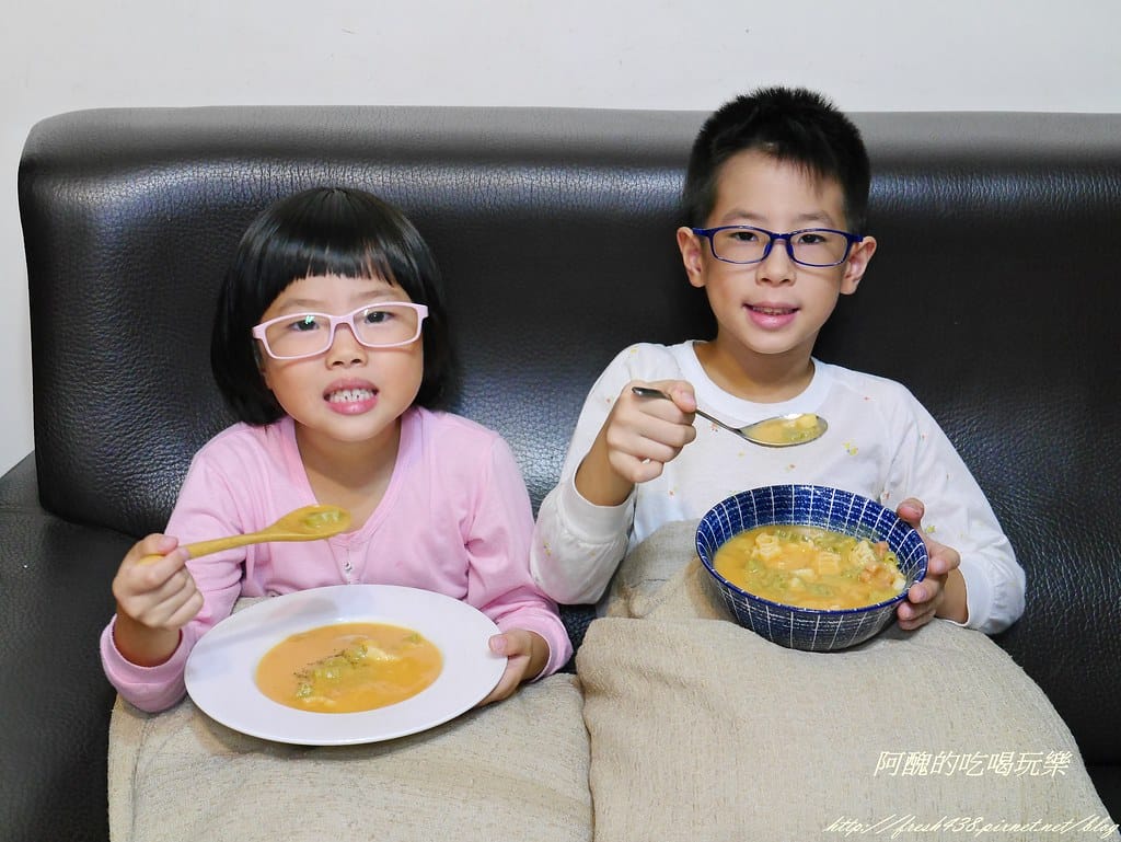 【電鍋料理】玉米濃湯動物義大利麵,無蛋、無奶、不加麵粉與奶油,健康清爽無負擔。 - 第15張圖 P2410174