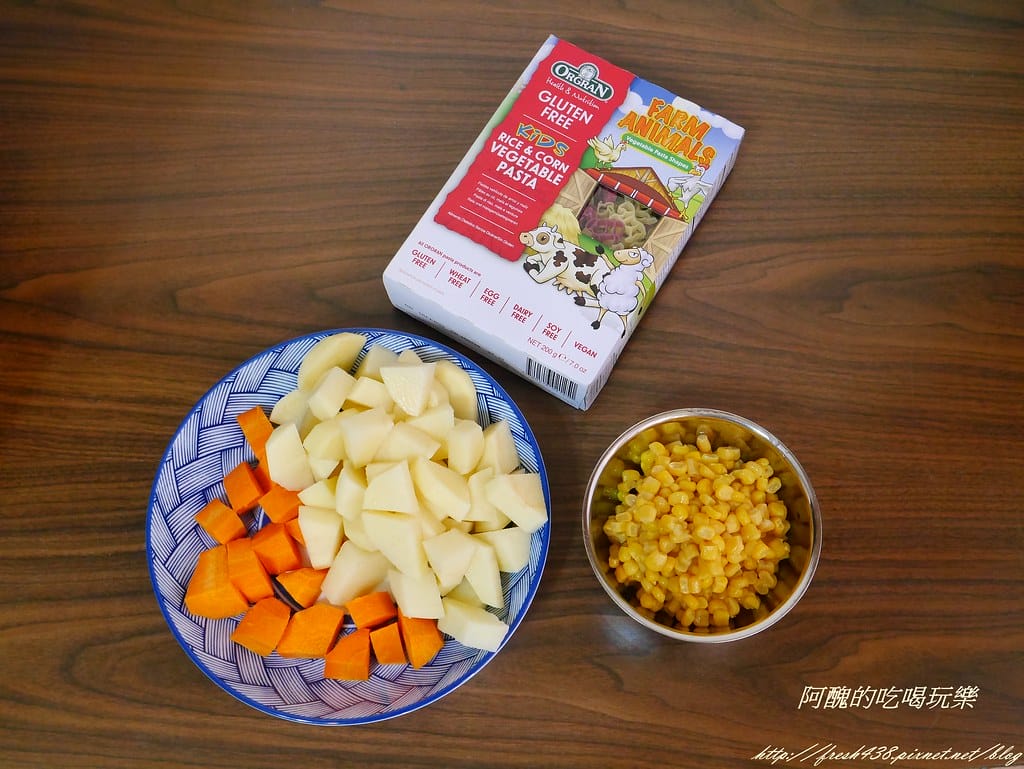 【電鍋料理】玉米濃湯動物義大利麵,無蛋、無奶、不加麵粉與奶油,健康清爽無負擔。 - 第2張圖 P2410142