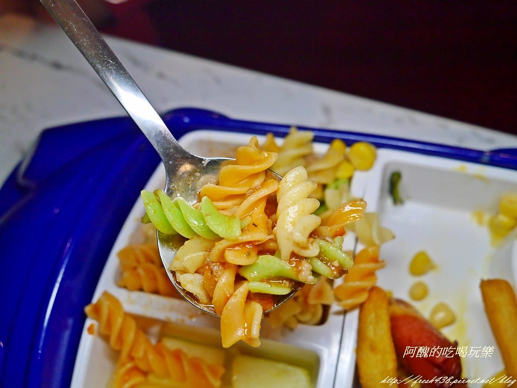 【桃園美食推薦】樂尼尼桃園統領店,吃美食、拍美照,ig打卡新據點,義式料理超美味。 - 第54張圖 P2410635