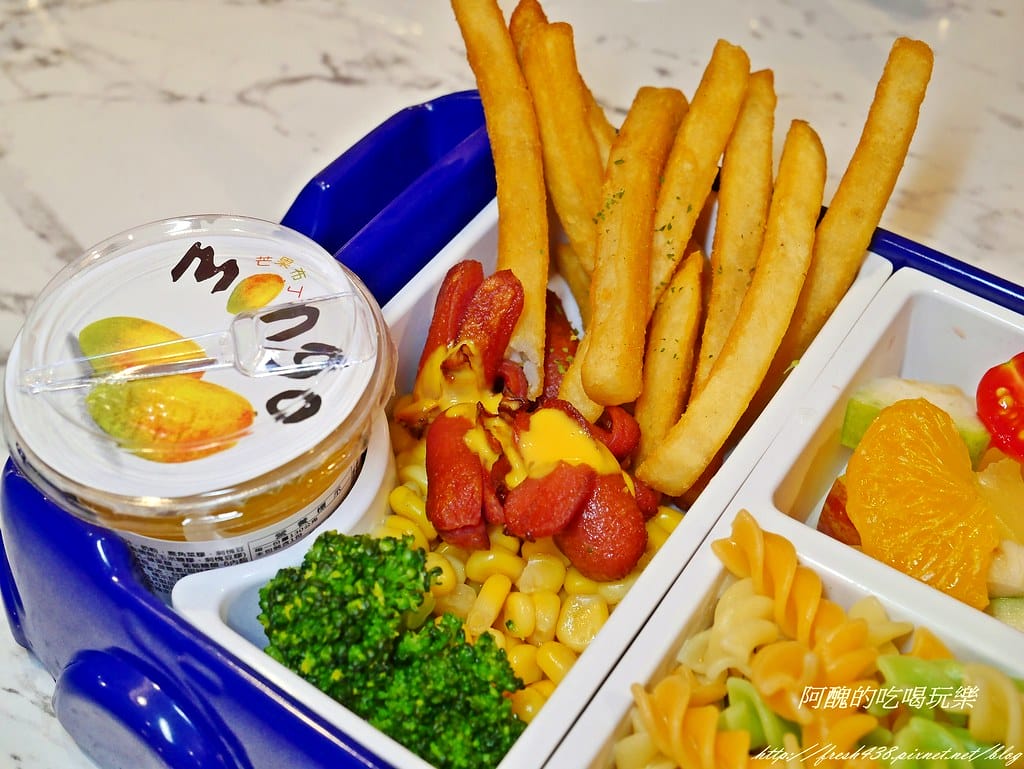 【桃園美食推薦】樂尼尼桃園統領店,吃美食、拍美照,ig打卡新據點,義式料理超美味。 - 第55張圖 P2410598