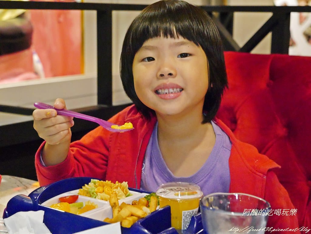 【桃園美食推薦】樂尼尼桃園統領店,吃美食、拍美照,ig打卡新據點,義式料理超美味。 - 第57張圖 P2410612