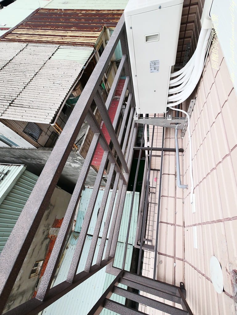P1430974