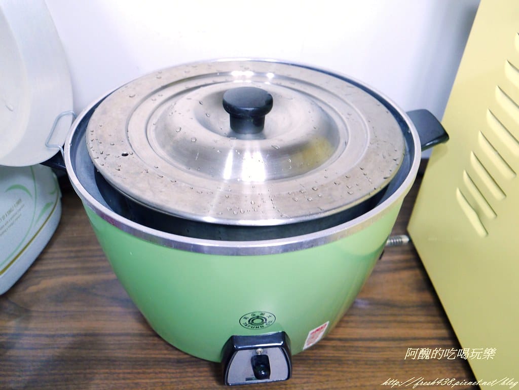 【電鍋料理】無水白菜豬肉鍋,預防感冒好料理,鮮美湯頭無法擋,免顧火超輕鬆。 - 第6張圖 P2410992