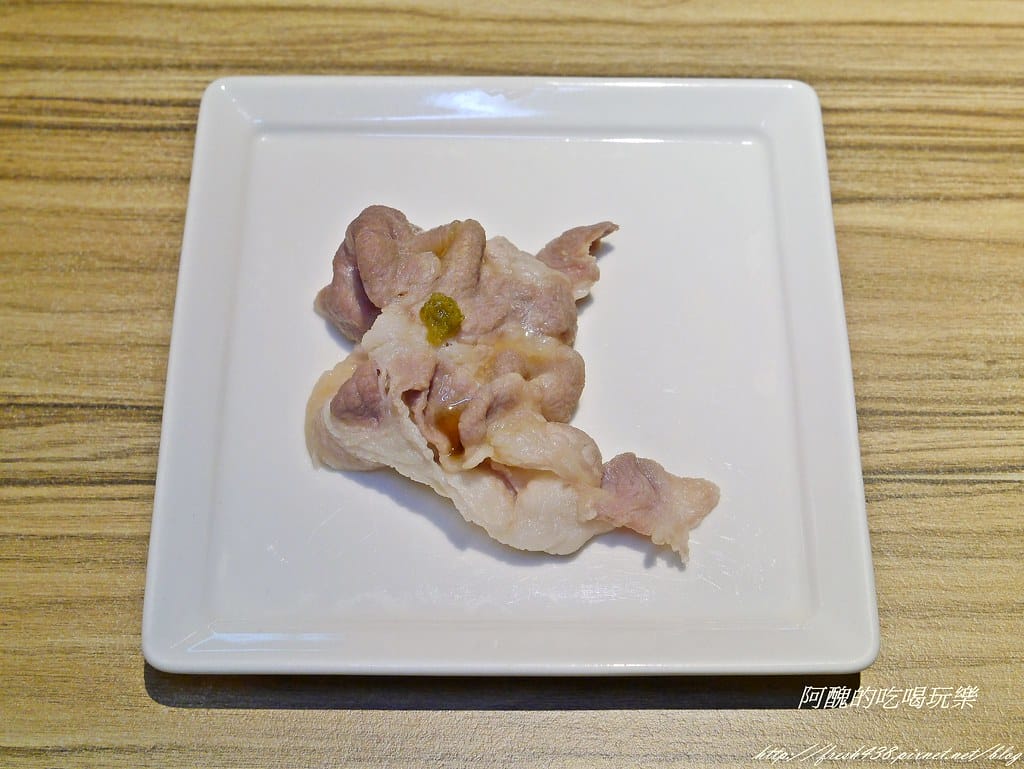P2410855