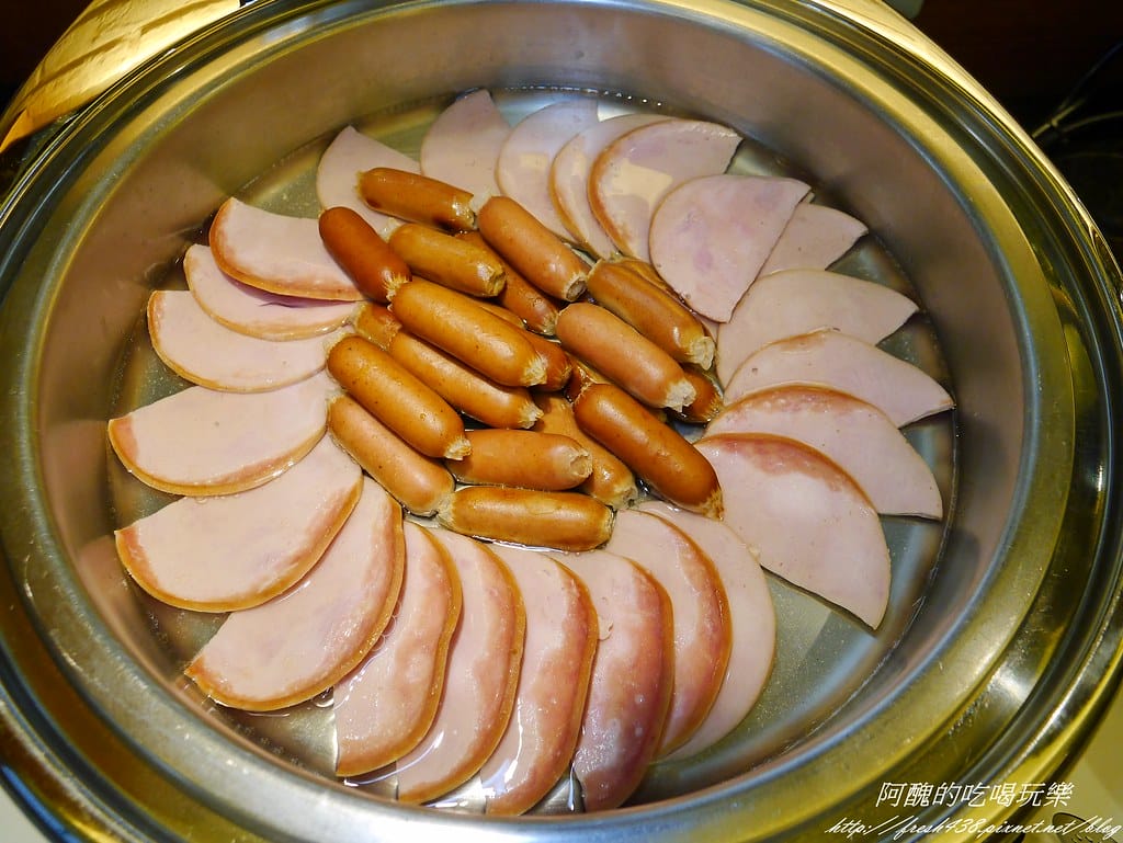 【台北住宿】宜家商旅,房間超大、溫馨舒適,早餐多元又豐盛,完全顛覆商旅小而窄的印象。 - 第64張圖 P2410685