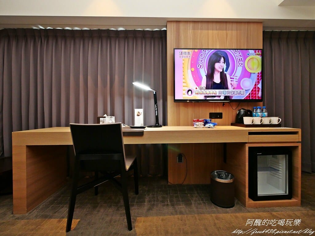 【台北住宿】宜家商旅,房間超大、溫馨舒適,早餐多元又豐盛,完全顛覆商旅小而窄的印象。 - 第30張圖 P1440520
