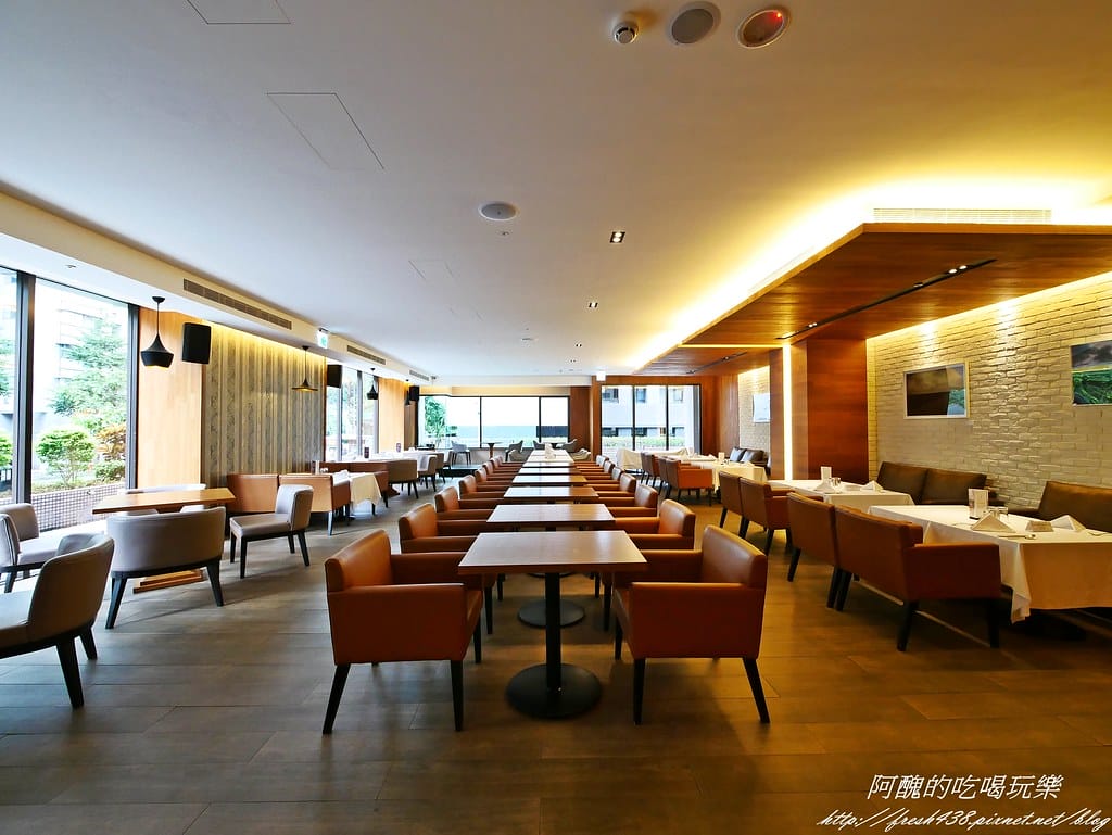 【台北住宿】宜家商旅,房間超大、溫馨舒適,早餐多元又豐盛,完全顛覆商旅小而窄的印象。 - 第49張圖 P1440589