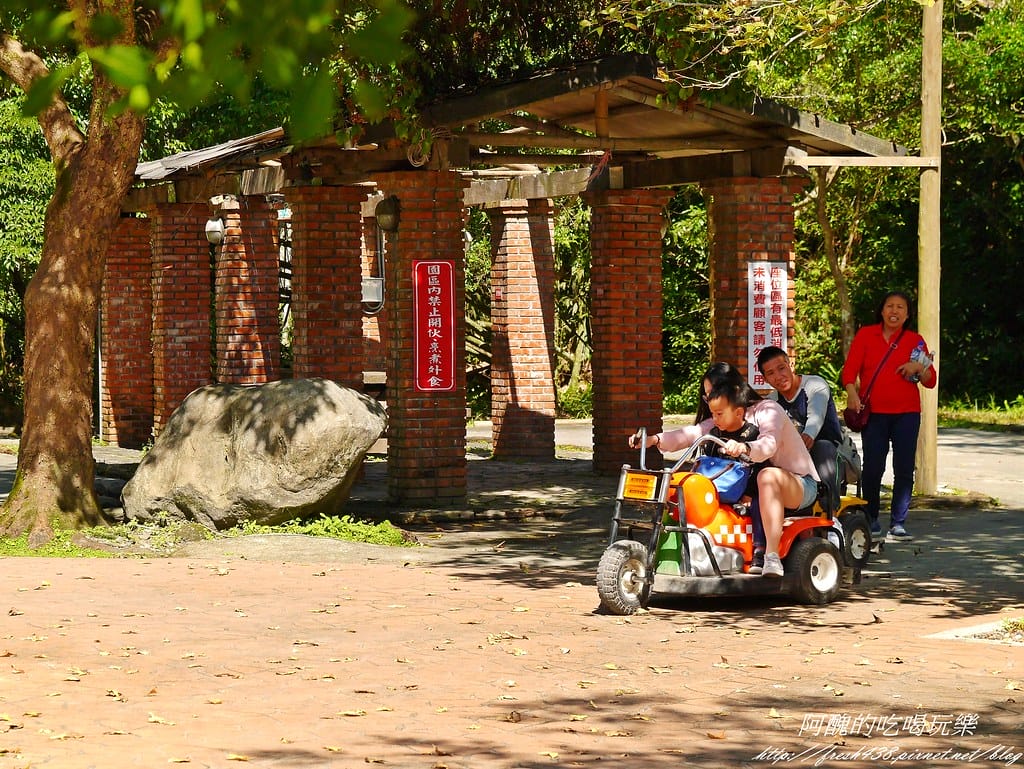 【宜蘭免費景點】長埤湖風景區,餵小動物、騎碰碰車、玩盪鞦韆、欣賞湖景、附設露營區,三星鄉親子旅遊好去處。 - 第11張圖 P2420364