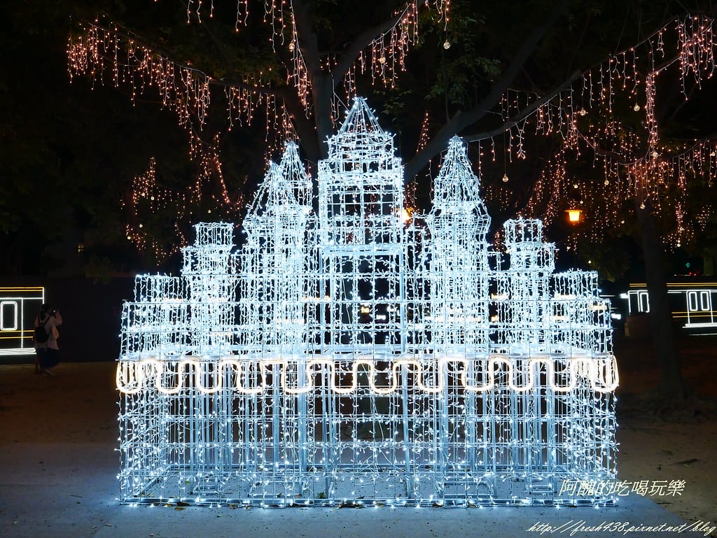 【新北市免費景點】2018新北市歡樂耶誕城,詳細活動、交通資訊、主燈介紹,玩樂全攻略! - 第67張圖 P1450481