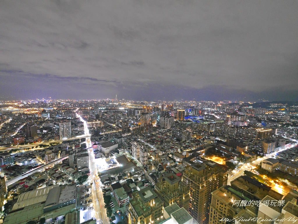 【新北美食推薦】Mega 50,歲末饗宴最佳聚會地點,盡覽板橋夜景,還有2018新北市歡樂耶誕城與您同歡! - 第11張圖 P2430150