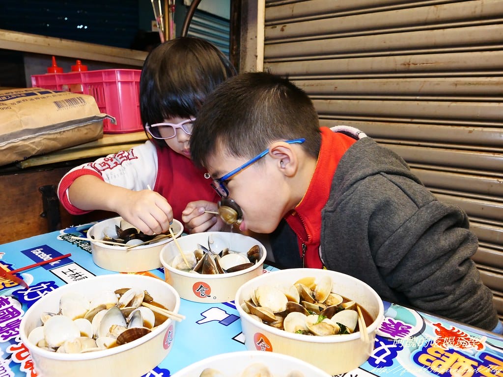 【士林美食推薦】就燒蛤,愛吃蛤蜊的朋友絕對別錯過,五種口味任您選,附內用座位哦! - 第31張圖 P1460071