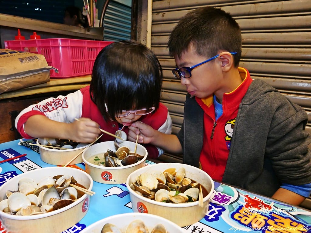 【士林美食推薦】就燒蛤,愛吃蛤蜊的朋友絕對別錯過,五種口味任您選,附內用座位哦! - 第30張圖 P1460074