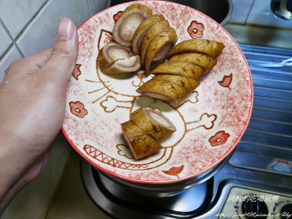 【增強抵抗力食譜】牛蒡洋蔥紅蘿蔔排骨湯,預防感冒、對抗過敏的湯品,簡單易做保證人人會。 - 第8張圖 P1460400