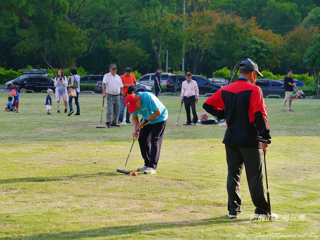 【新北特色公園】林口小熊公園/林口公鄰23公園,超可愛的小熊共融遊戲場,設備完善、林木成蔭,還可野餐哦! - 第48張圖 P2410461