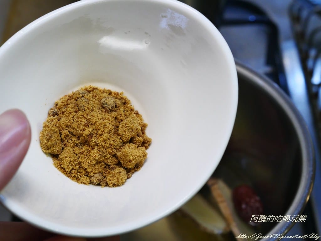 【女性保養】紅棗薑茶,緩解經痛、幫助排污血的簡易湯品。 - 第7張圖 P1470781