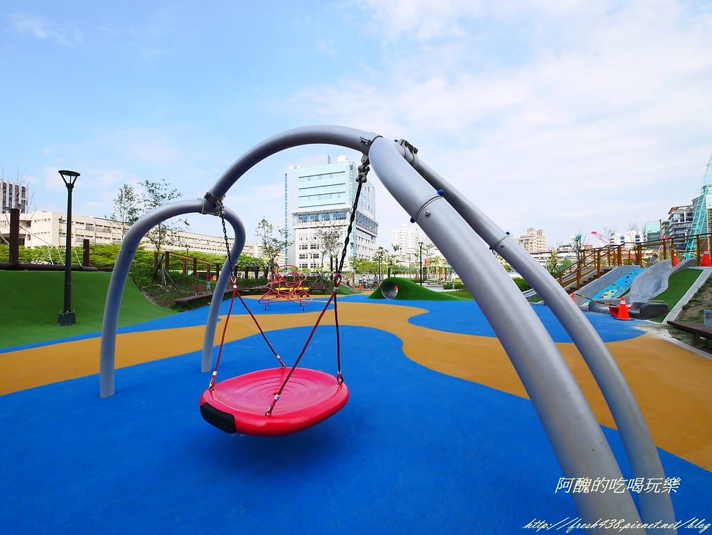 【台北免費景點】內湖大港墘公園,高達2.5公頃,設有共融遊戲場,可嬉戲、能野餐,快來這裡放風吧! - 第16張圖 P1390658