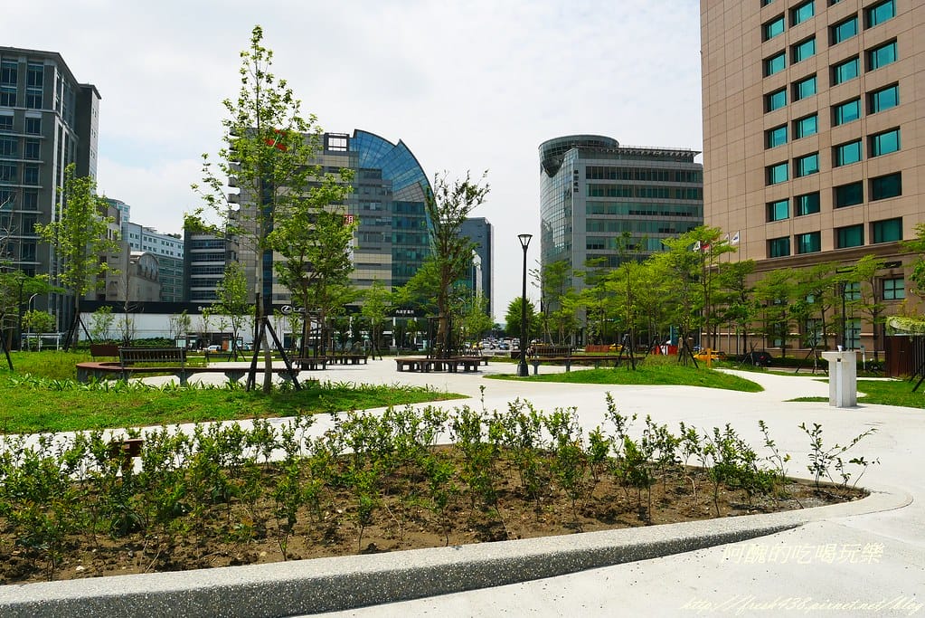 【台北免費景點】內湖大港墘公園,高達2.5公頃,設有共融遊戲場,可嬉戲、能野餐,快來這裡放風吧! - 第35張圖 P1370242