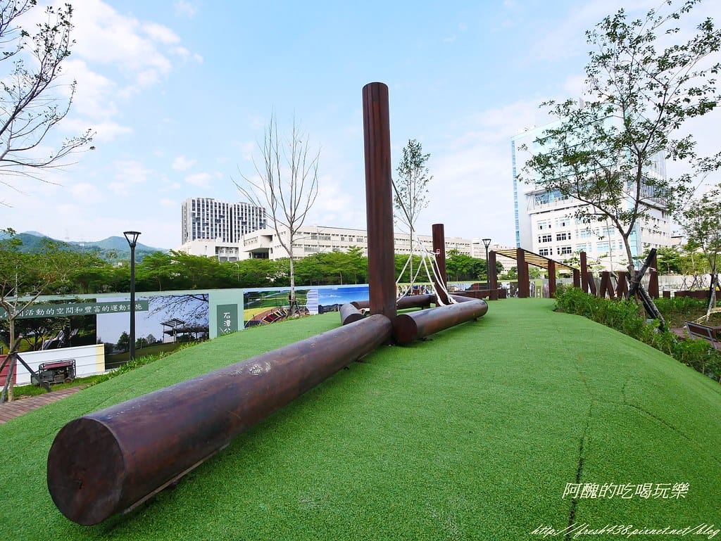 【台北免費景點】內湖大港墘公園,高達2.5公頃,設有共融遊戲場,可嬉戲、能野餐,快來這裡放風吧! - 第22張圖 P1390650