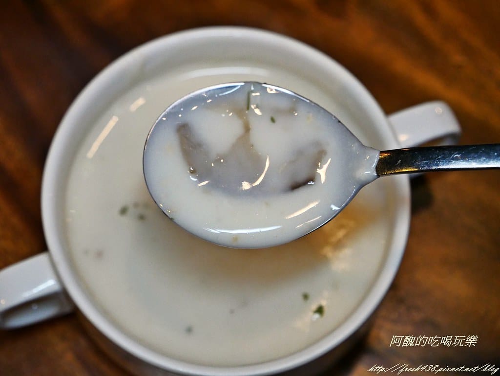 【新北美食推薦】樂尼尼林口國賓影城店,位於昕境廣場內,環境佳、餐點優,適合親友聚餐的好所在。 - 第37張圖 P1470566