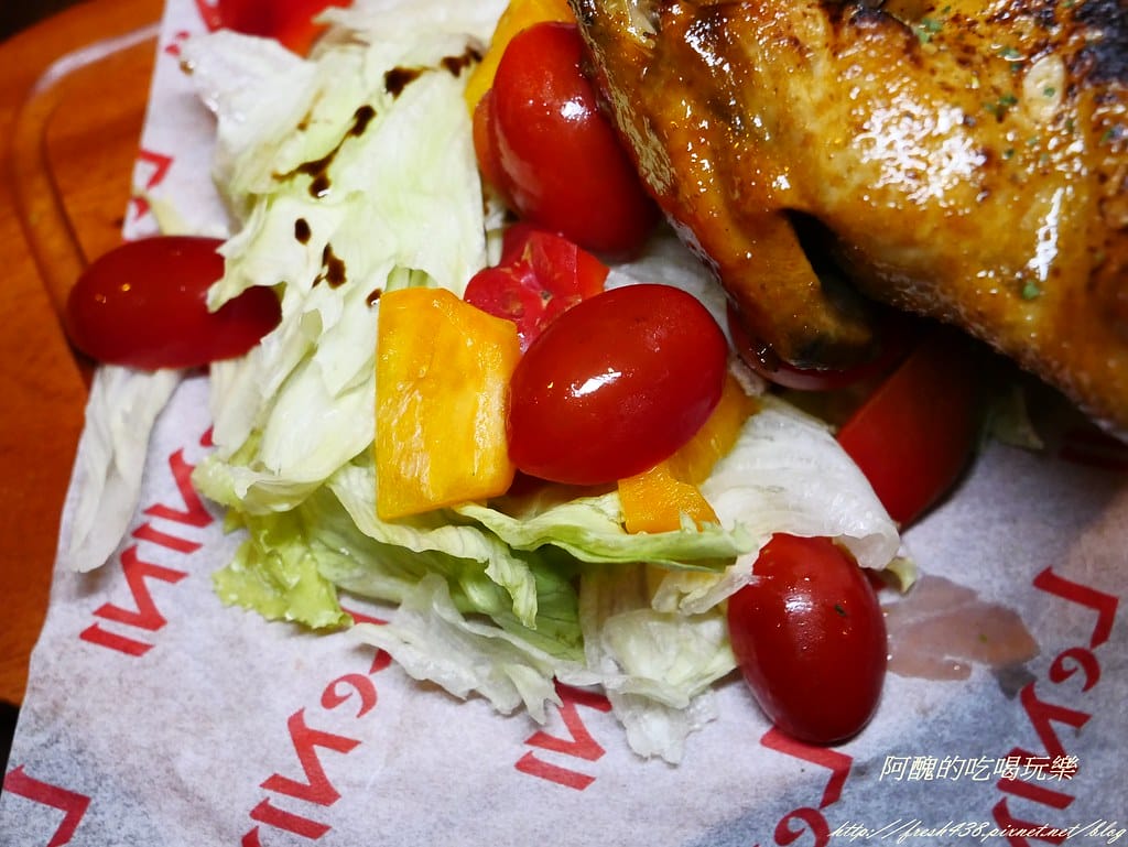 【新北美食推薦】樂尼尼林口國賓影城店,位於昕境廣場內,環境佳、餐點優,適合親友聚餐的好所在。 - 第55張圖 P1470627
