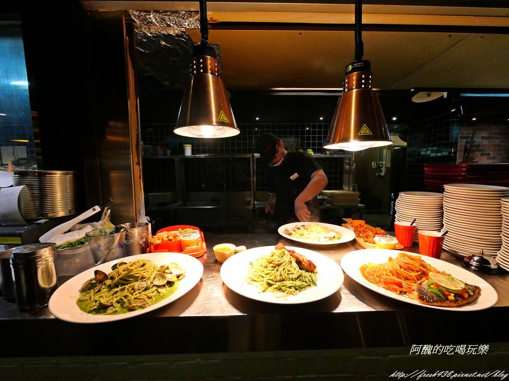 【新北美食推薦】樂尼尼林口國賓影城店,位於昕境廣場內,環境佳、餐點優,適合親友聚餐的好所在。 - 第23張圖 P1000457