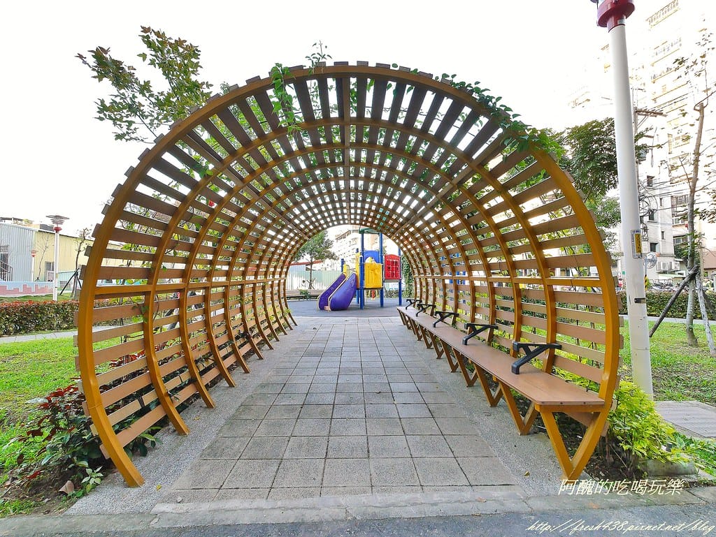 【新北特色公園】樹林東昇公園,超有趣的銀河主題公園,星際探險就此啟航! - 第4張圖 P2430228 (2)