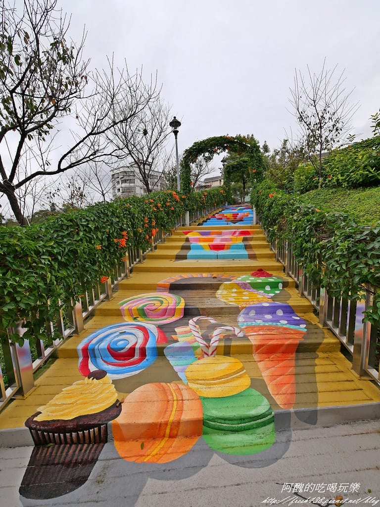 【新北特色公園】鶯歌永吉公園,3D立體彩繪步道超有趣,還有籃球場、遊戲區、體健廣場,IG打卡新景點。 - 第17張圖 P1001352